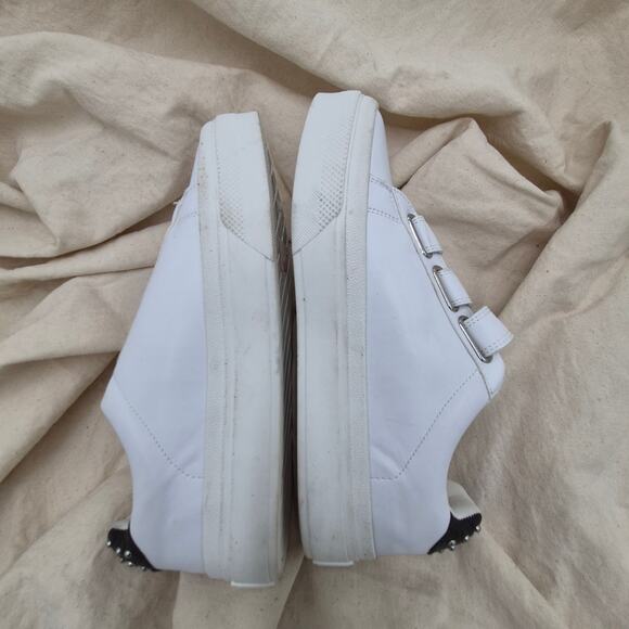 Copied - J/SLIDES Taylor silver metallic sneakers Womens size 7 - Picture 3 of 5